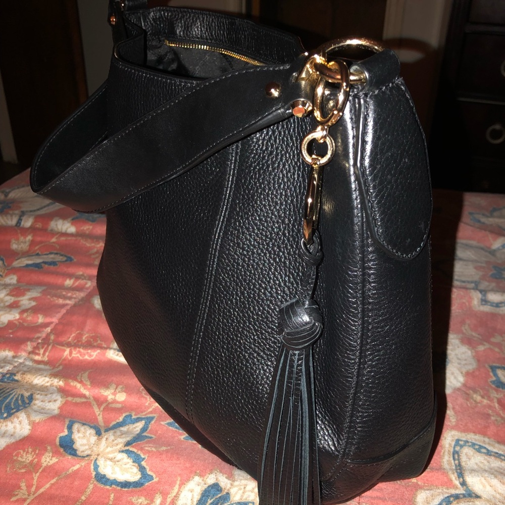 Handbag - Picture 2 of 5